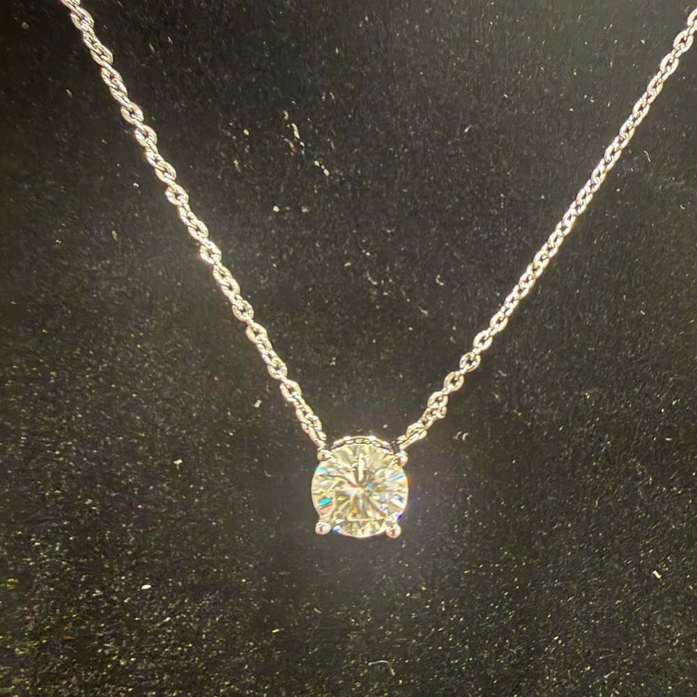 1.0 Carat Moissanite necklace in 925 Sterling Silver